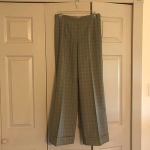 🤎🤎TALBOTS dress pants Sz. 8P.  Trendy flair, cuffed bottom hem. Soft stretch!